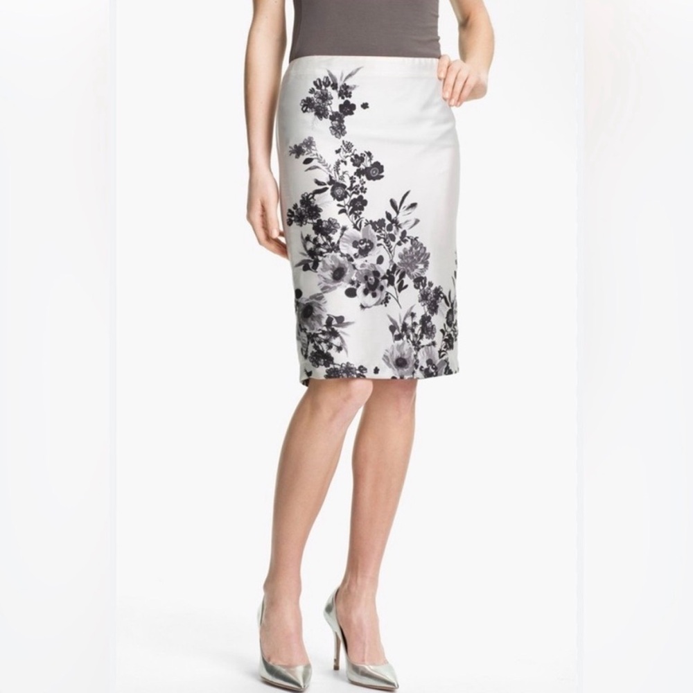 Vince Camuto White Pencil Skirt with Black Floral Print